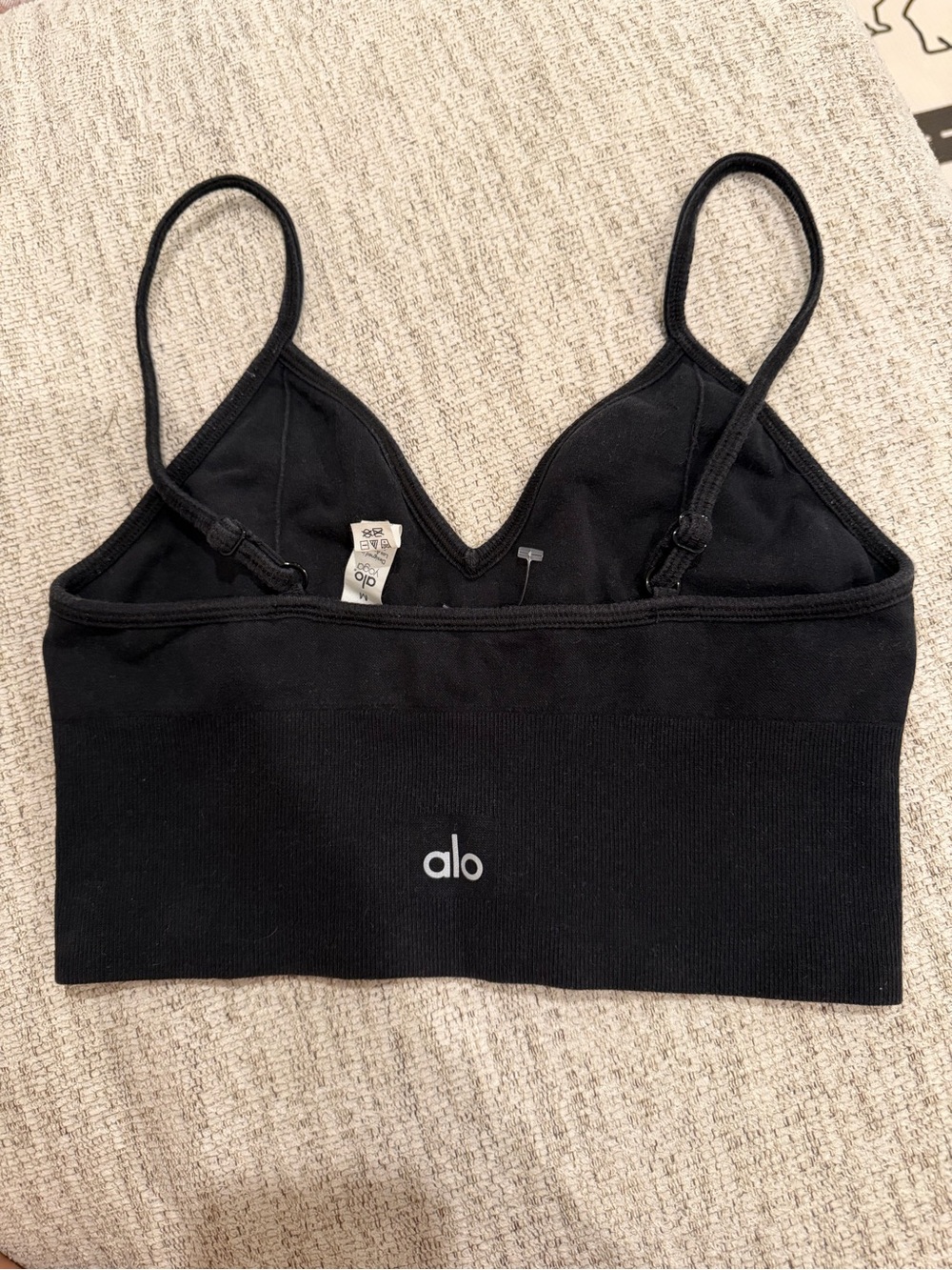 ALO Yoga Black Ribbed cropped top M